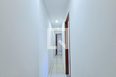 Corredor de casa à venda com 2 quartos, 60m² em Piedade, Rio de Janeiro