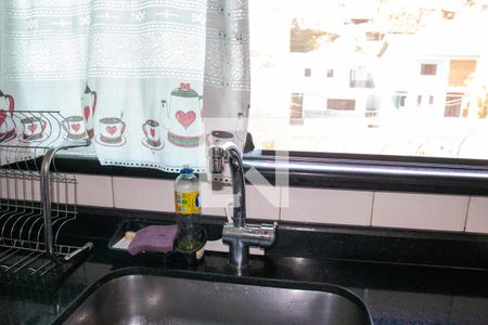 Casa à venda com 145m², 3 quartos e 6 vagas Casa à venda com 145m², 3 quartos e 6 vagasCozinha