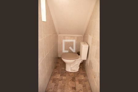 Casa à venda com 145m², 3 quartos e 6 vagas Casa à venda com 145m², 3 quartos e 6 vagasBanheiro de Serviço