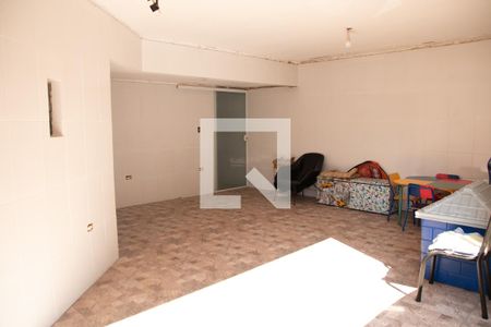 Garagem de casa à venda com 3 quartos, 145m² em Vila Nova Mazzei, São Paulo