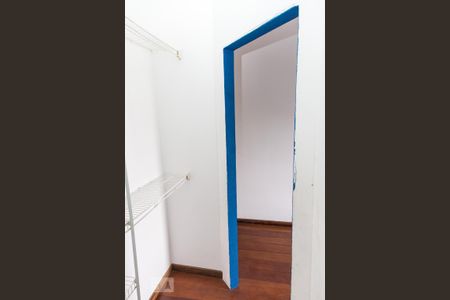 Casa à venda com 341m², 3 quartos e 4 vagasSuíte 2 - Closet