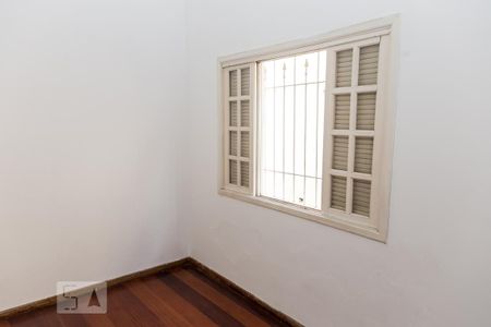 Casa à venda com 341m², 3 quartos e 4 vagasQuarto 1