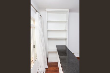 Sala de casa à venda com 3 quartos, 341m² em Vila Mazzei, São Paulo