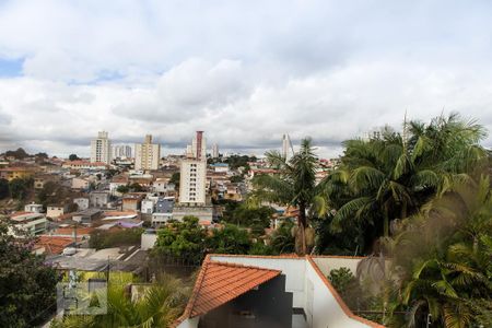 Casa à venda com 341m², 3 quartos e 4 vagasSuíte 2 - VIsta