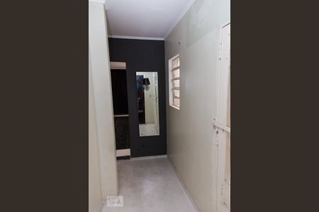 Casa à venda com 341m², 3 quartos e 4 vagasCorredor