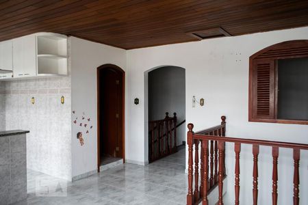 Casa à venda com 320m², 5 quartos e 4 vagas Casa à venda com 320m², 5 quartos e 4 vagaschurrasqueira