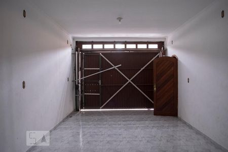 Casa à venda com 320m², 5 quartos e 4 vagas Casa à venda com 320m², 5 quartos e 4 vagasgaragem