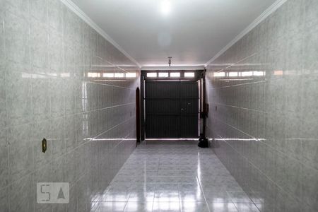 Casa à venda com 320m², 5 quartos e 4 vagas Casa à venda com 320m², 5 quartos e 4 vagasentrada