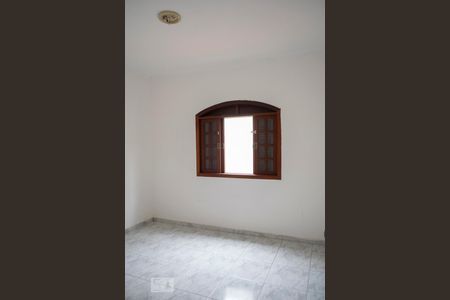 Casa à venda com 320m², 5 quartos e 4 vagas Casa à venda com 320m², 5 quartos e 4 vagasquarto 4