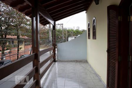 sacada quarto 1 de casa à venda com 5 quartos, 320m² em Vila Pereira Barreto, São Paulo