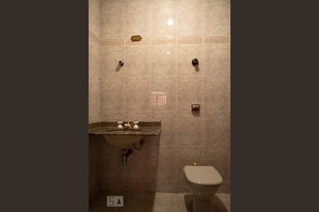 lavabo de casa à venda com 5 quartos, 320m² em Vila Pereira Barreto, São Paulo