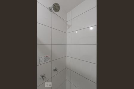Banheiro Social de apartamento para alugar com 1 quarto, 30m² em Vila Graciosa, São Paulo