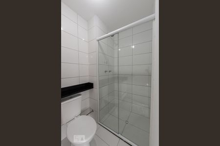 Banheiro Social de apartamento para alugar com 1 quarto, 30m² em Vila Graciosa, São Paulo