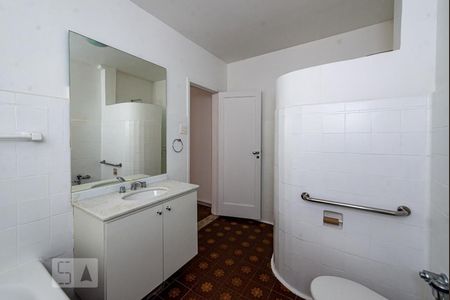 Apartamento à venda com 300m², 4 quartos e 1 vagaBanheiro da Suíte