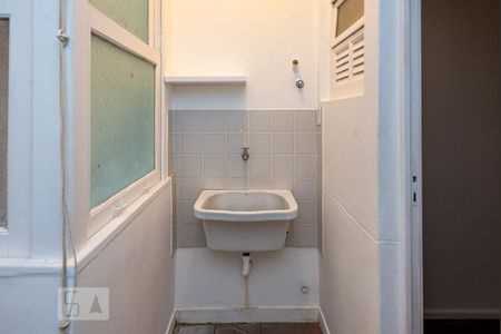 Apartamento à venda com 300m², 4 quartos e 1 vagaÁrea de Serviço