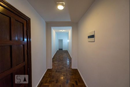Apartamento à venda com 300m², 4 quartos e 1 vagaCorredor