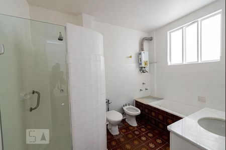 Apartamento à venda com 300m², 4 quartos e 1 vagaBanheiro da Suíte
