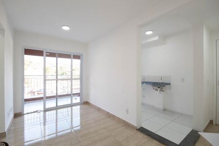 Sala de apartamento à venda com 2 quartos, 49m² em Jardim Roberto, Osasco