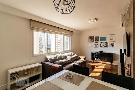 Sala de apartamento à venda com 2 quartos, 97m² em Vila Olímpia, São Paulo