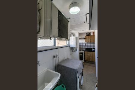 Apartamento à venda com 97m², 2 quartos e 1 vagaÁrea de Serviço