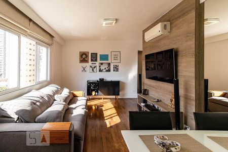 Sala de apartamento à venda com 2 quartos, 97m² em Vila Olímpia, São Paulo