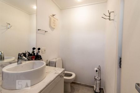 Apartamento à venda com 97m², 2 quartos e 1 vagaBanheiro da Suíte