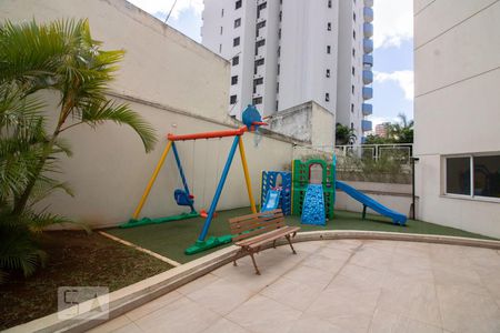 Apartamento para alugar com 80m², 2 quartos e 2 vagasÁrea Comum - Playground