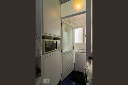 Apartamento para alugar com 80m², 2 quartos e 2 vagasCozinha