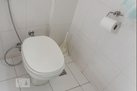 Casa de condomínio à venda com 162m², 3 quartos e 1 vaga Casa de condomínio à venda com 162m², 3 quartos e 1 vagaedícula