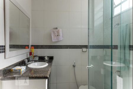 Casa de condomínio à venda com 162m², 3 quartos e 1 vaga Casa de condomínio à venda com 162m², 3 quartos e 1 vagaedícula