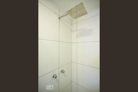 Apartamento para alugar com 49m², 2 quartos e 1 vagaChuveiro do banheiro