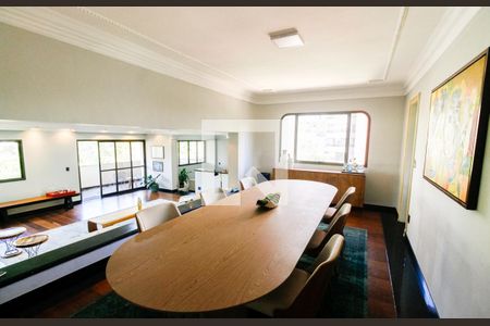 Apartamento à venda com 362m², 4 quartos e 4 vagasSala de Jantar