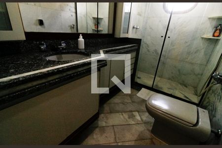 Apartamento à venda com 362m², 4 quartos e 4 vagasBanheiro Corredor