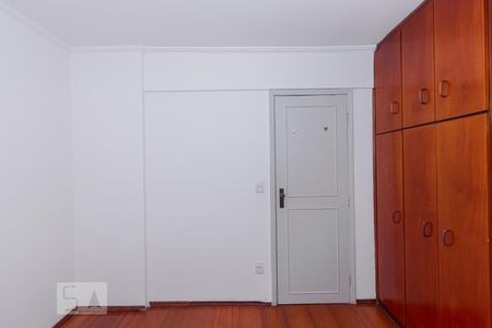 Quarto de apartamento à venda com 3 quartos, 75m² em Vila Ipojuca, São Paulo