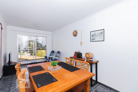 Sala de apartamento à venda com 3 quartos, 75m² em Vila Ipojuca, São Paulo