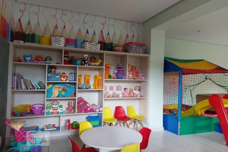 Apartamento para alugar com 52m², 2 quartos e 1 vaga Apartamento para alugar com 52m², 2 quartos e 1 vagaÁrea comum - brinquedoteca