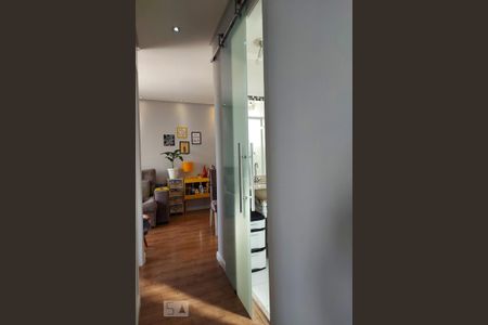 Apartamento para alugar com 52m², 2 quartos e 1 vaga Apartamento para alugar com 52m², 2 quartos e 1 vagaPorta banheiro