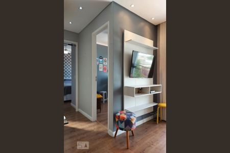 Sala de apartamento para alugar com 2 quartos, 52m² em Presidente Altino, Osasco