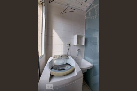 Apartamento para alugar com 52m², 2 quartos e 1 vaga Apartamento para alugar com 52m², 2 quartos e 1 vagaÁrea de serviço