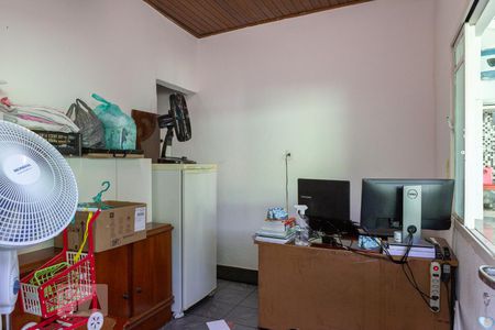 Casa à venda com 275m², 6 quartos e 4 vagasEscritório