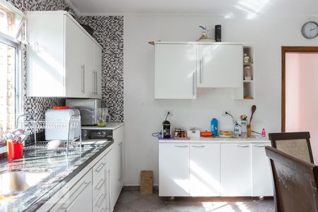 Casa à venda com 275m², 6 quartos e 4 vagasCozinha