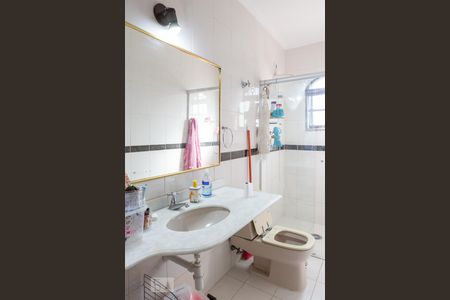 Casa à venda com 275m², 6 quartos e 4 vagasBanheiro Social