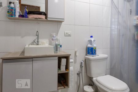 Casa à venda com 275m², 6 quartos e 4 vagasCasa 2 - Banheiro