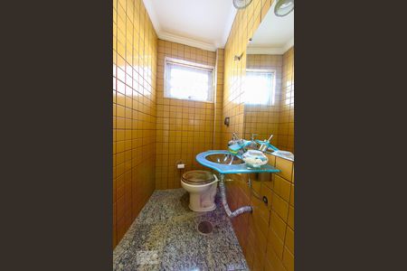 Casa à venda com 183m², 3 quartos e sem vagaLavabo