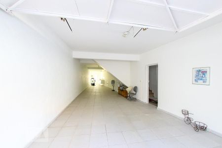 Casa à venda com 183m², 3 quartos e sem vagaGaragem