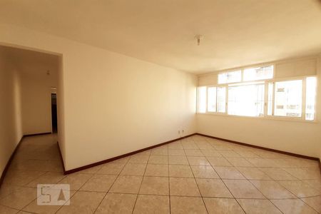 Apartamento à venda com 80m², 2 quartos e 1 vaga Apartamento à venda com 80m², 2 quartos e 1 vagaSala