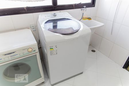 Apartamento à venda com 300m², 4 quartos e 4 vagasLava roupas