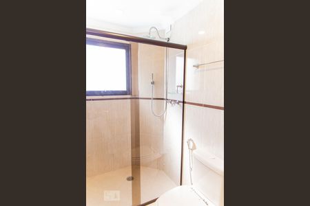 Apartamento à venda com 300m², 4 quartos e 4 vagasBanheiro da Suíte 2