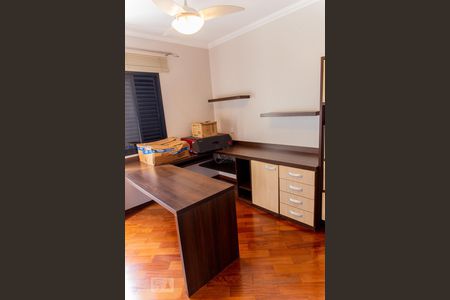 Apartamento à venda com 300m², 4 quartos e 4 vagasArmário