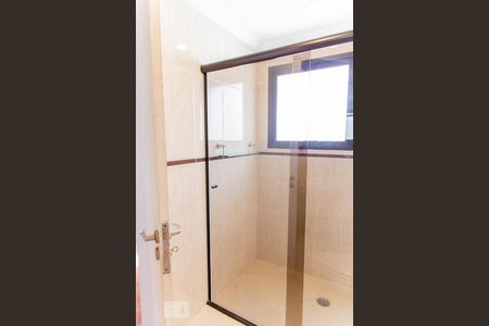 Apartamento à venda com 300m², 4 quartos e 4 vagasBanheiro da Suíte 2